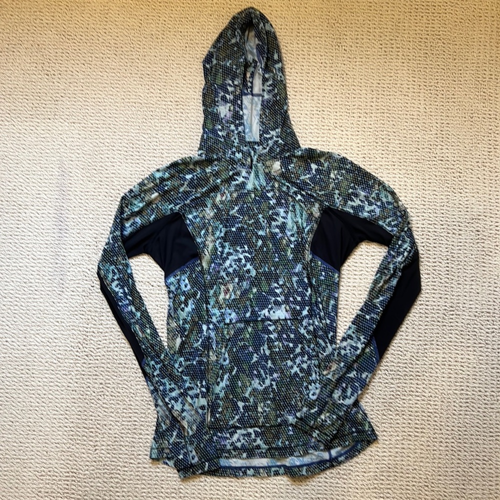 Lululemon Half Zip Long Sleeve Shirt